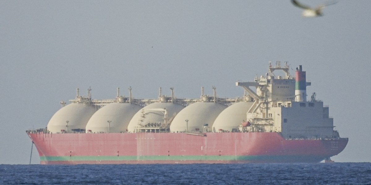 Oil tankers U-turn in Hormuz as U.S.-Iran talks break down